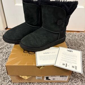UGG Women's Black Winter Boots